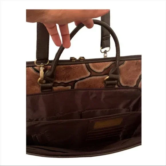 BUENO LAPTOP BAG - VEGAN NWOT GIRAFFE PRINT - Picture 10 of 14